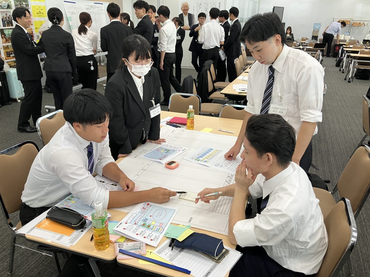 内定者研修様子